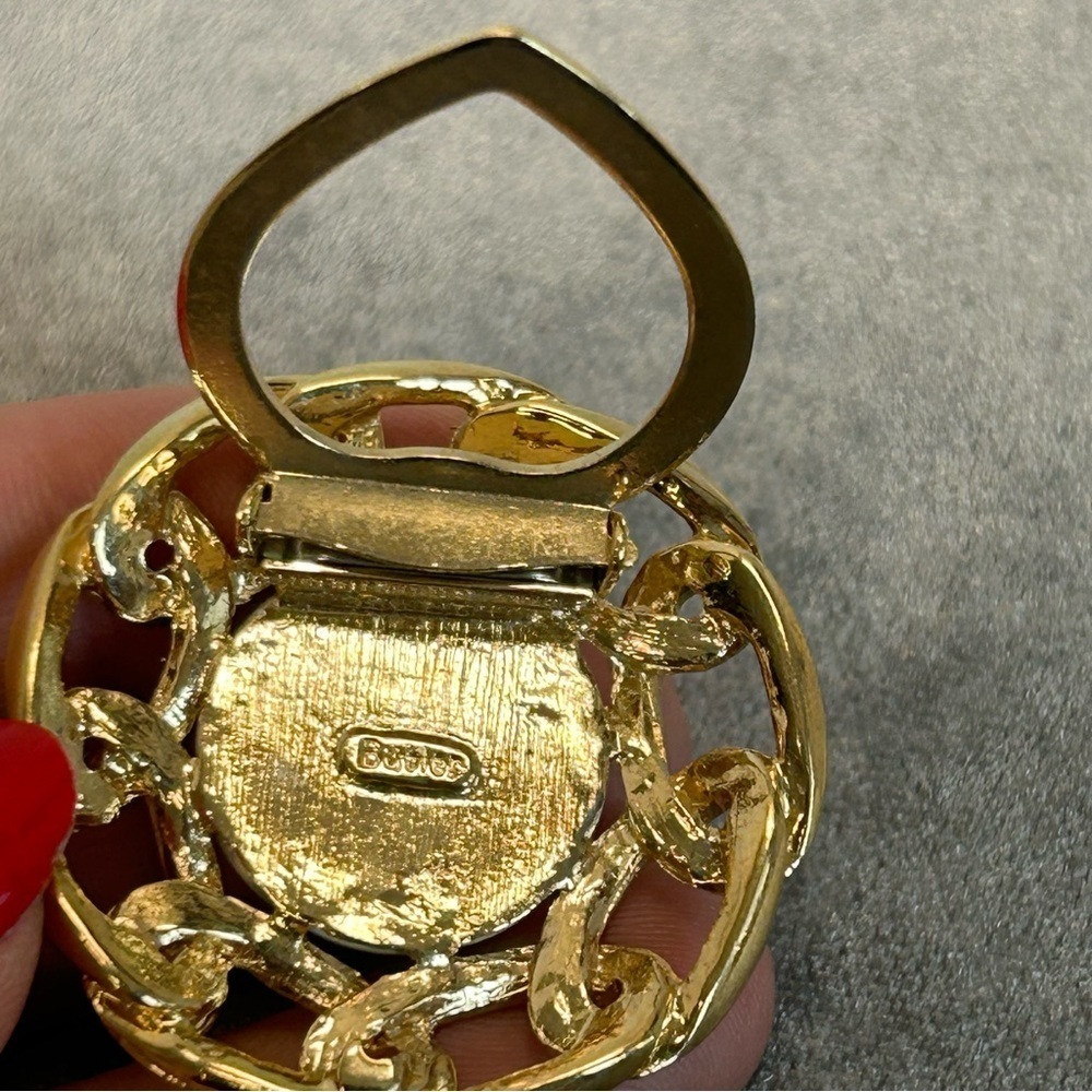 Butler vintage gold tone faux Pearl round chain-link scarf clip - Picture 4 of 7